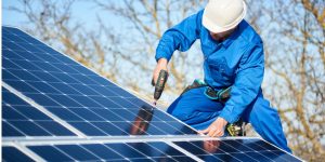 Installation Maintenance Panneaux Solaires Photovoltaïques à Vallan